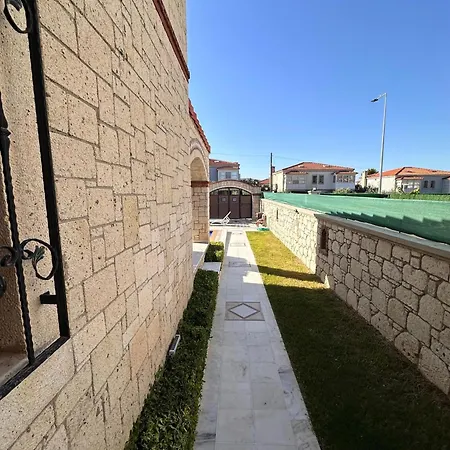 Willa Alacati Stone House Fun - With Private Pool