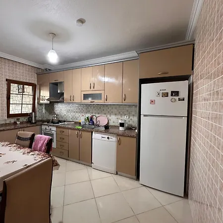 Willa Alacati Stone House Fun - With Private Pool Çeşme