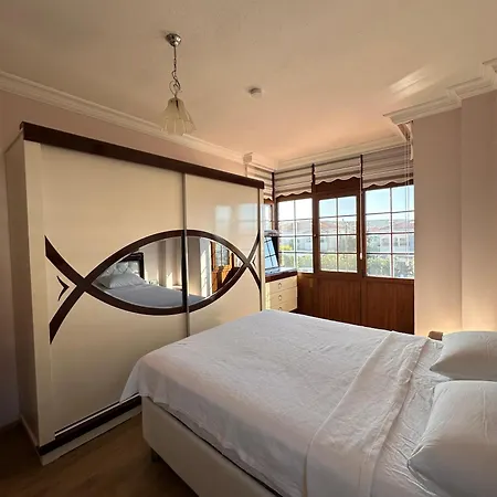 Villa Alaçatı Stone House Fun - With Private Pool *